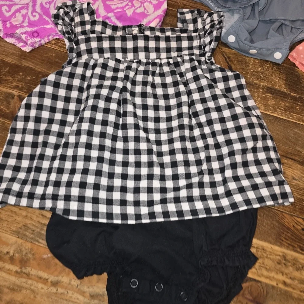 Baby Girl Size 18 Mo Lot Of 5 Rompers Jumpers Bubbles Dress Comfy Bundle